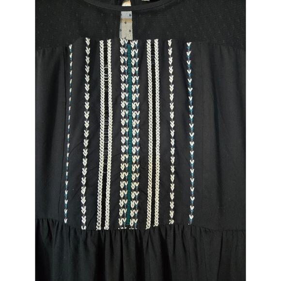 Abercrombie and Fitch Black Nordic Embroidered Dress Size Small - Picture 7 of 11